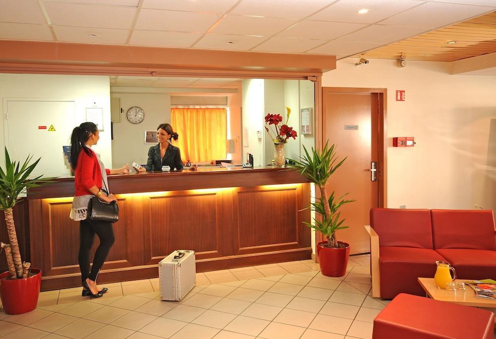 Ibis Budget Bourgoin Jallieu Centre Exterior photo