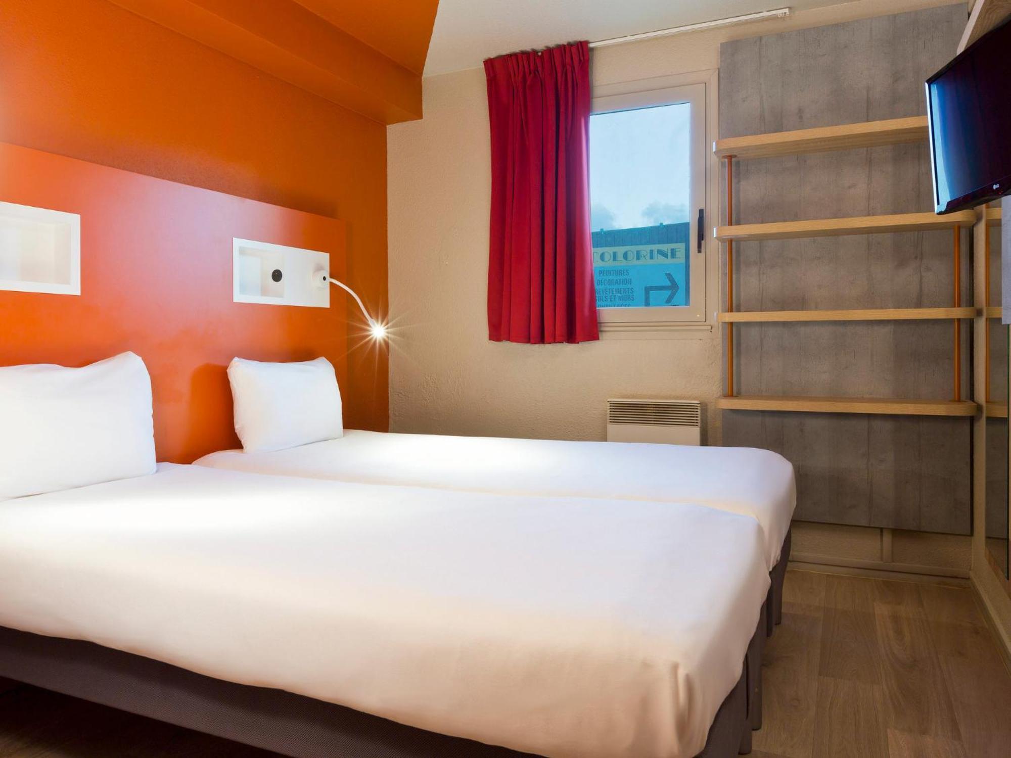 Ibis Budget Bourgoin Jallieu Centre Exterior photo