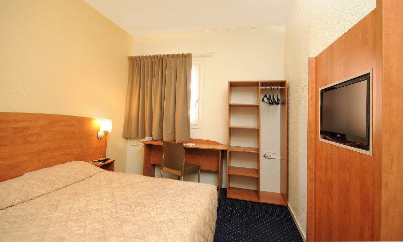 Ibis Budget Bourgoin Jallieu Centre Exterior photo