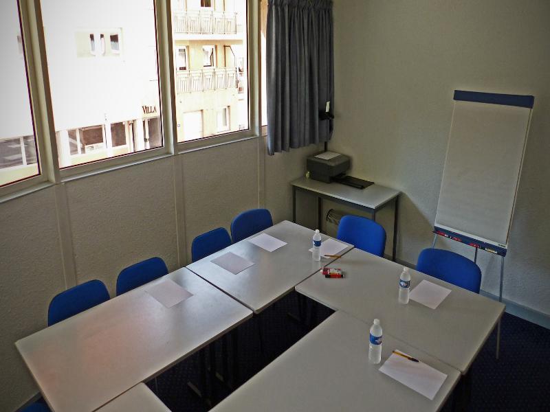 Ibis Budget Bourgoin Jallieu Centre Exterior photo